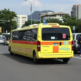Com apenas 59 ônibus em circulação, Justiça determina credenciamento emergencial de vans e táxis em Rio Branco